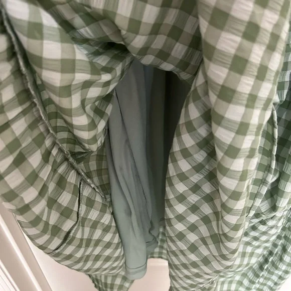 In Loom Green Gingham Women's Dress in Size Large - Picture 5 of 7